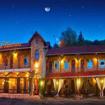 Hotel Transilvania Сигишоара Экстерьер фото