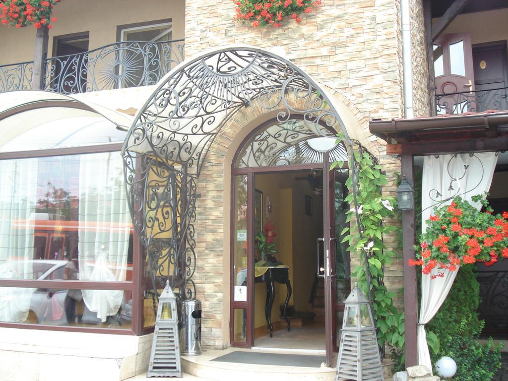 Hotel Transilvania Сигишоара Экстерьер фото