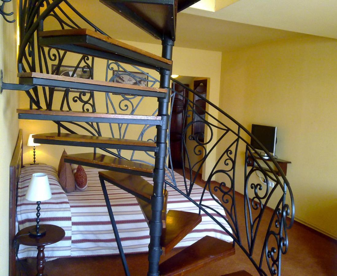 Hotel Transilvania Сигишоара Номер фото